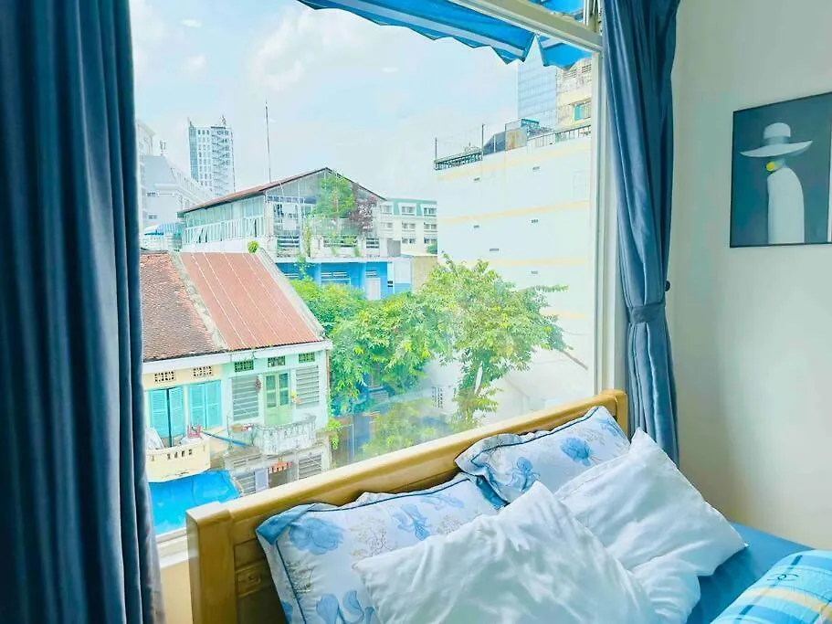 Apartment Spacious & Quiet 1Br W Big Window Ho Chi Minh City