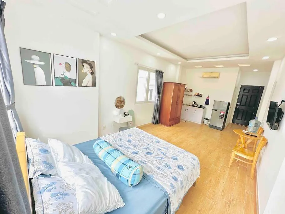 Spacious & Quiet 1Br W Big Window Ho Chi Minh City
